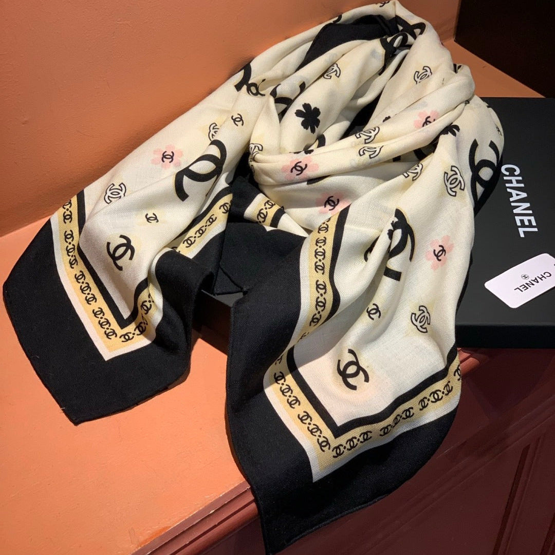 CHANEL 25S SCARF 140 CM IN CASHMERE AND SILK 943339