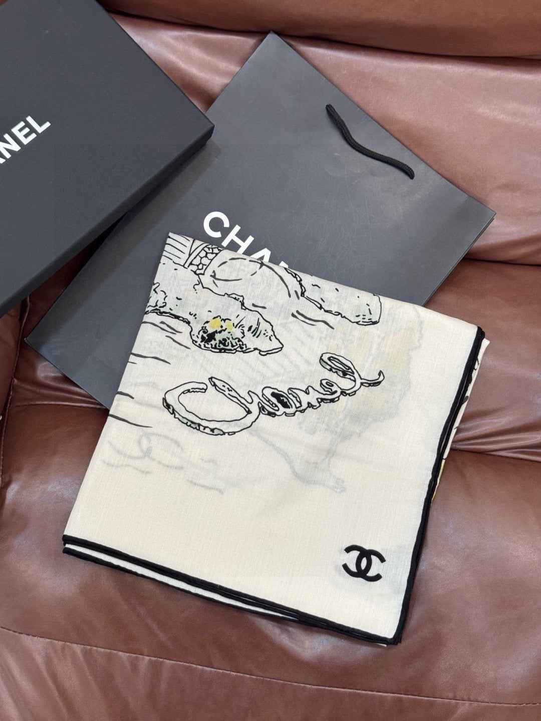 CHANEL 25S SCARF 135 IN CASHMERE 991637