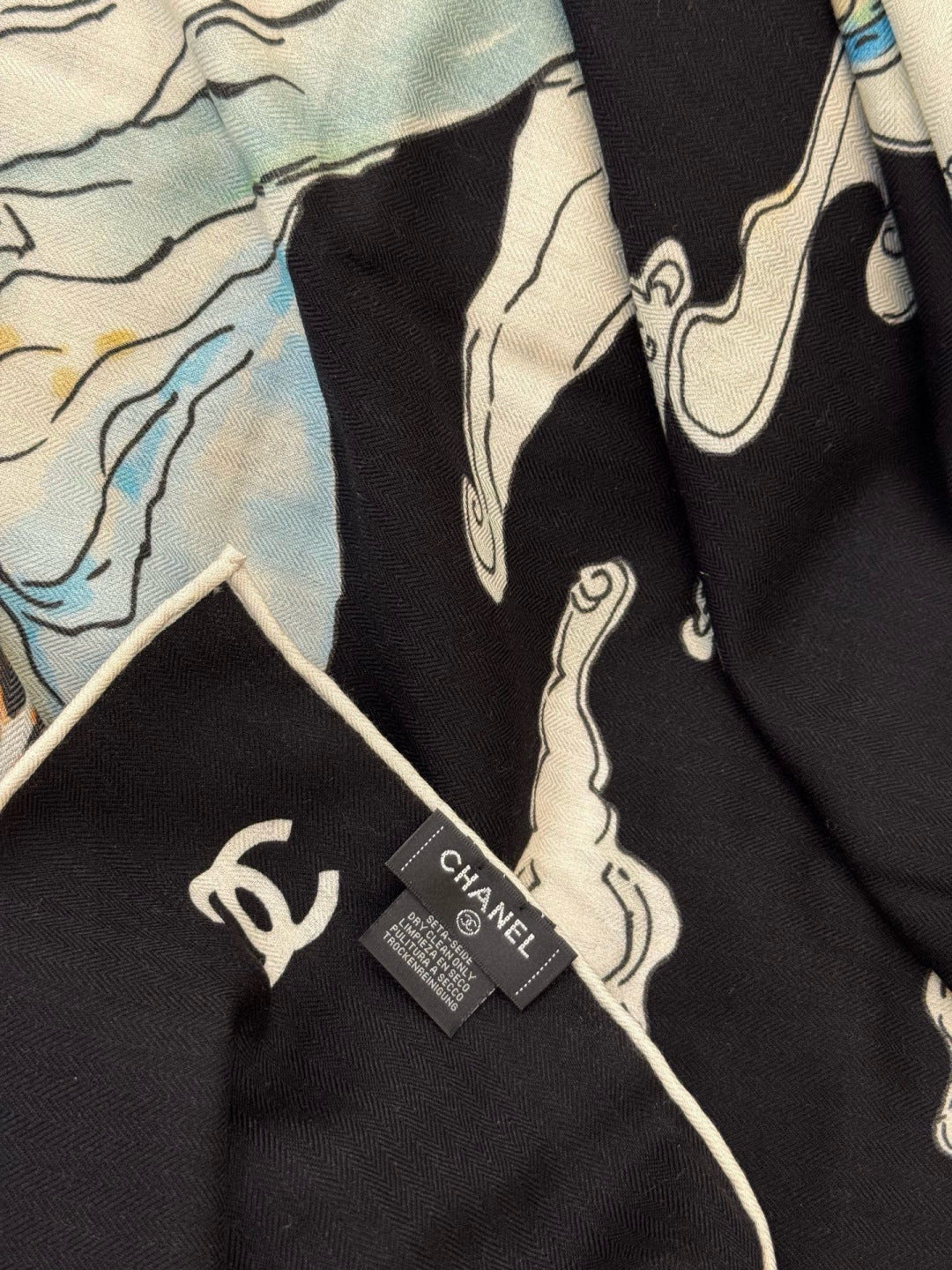CHANEL 25S SCARF 135 IN CASHMERE 991638