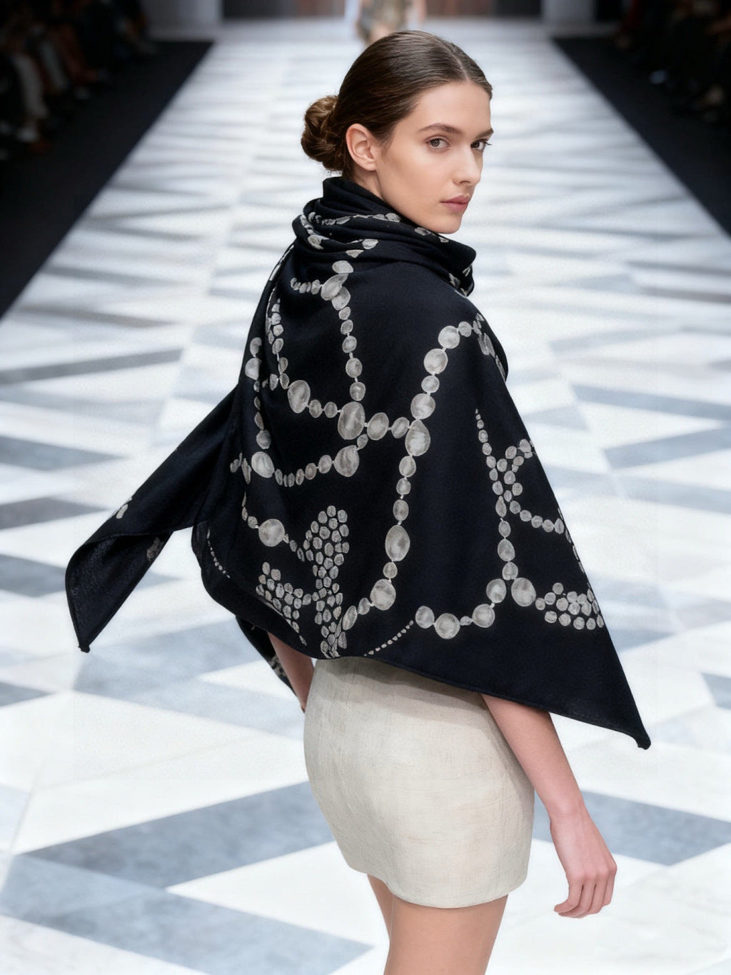 CHANEL 25S SCARF 140 IN CASHMERE 991649