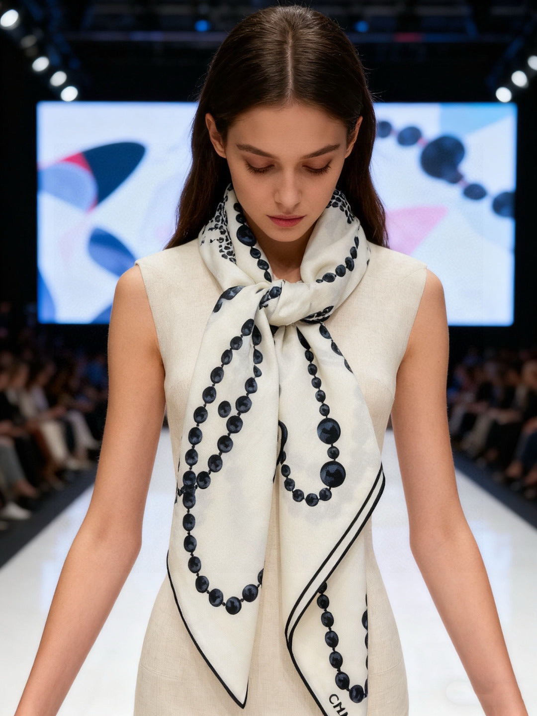 CHANEL 25S SCARF 140 IN CASHMERE 991650