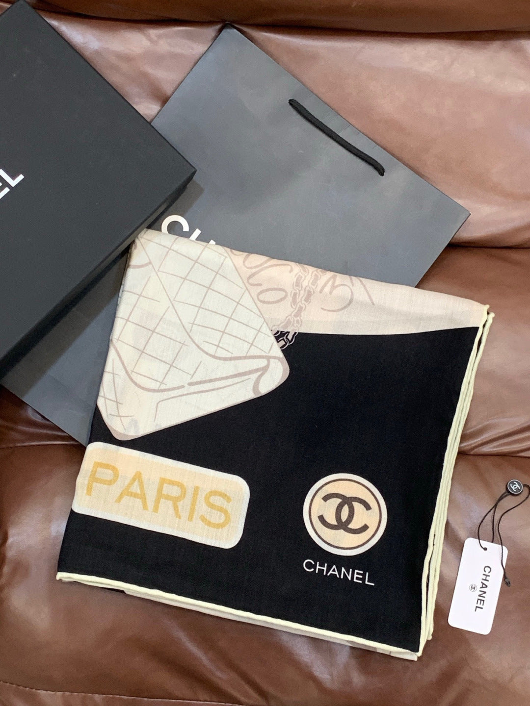 CHANEL 25S SCARF 135 IN CASHMERE 991651