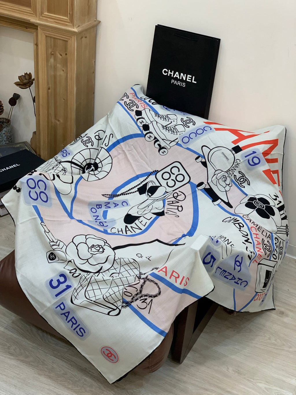 CHANEL 25S SCARF 135 IN CASHMERE 991652