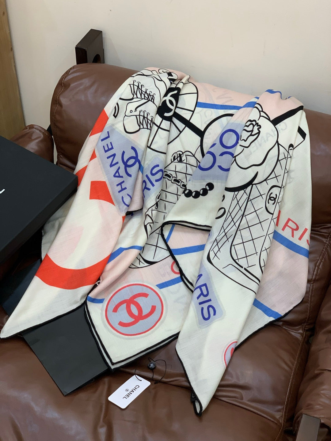 CHANEL 25S SCARF 135 IN CASHMERE 991652