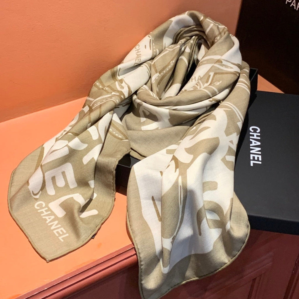 CHANEL 25S SCARF 135 IN CASHMERE 991696