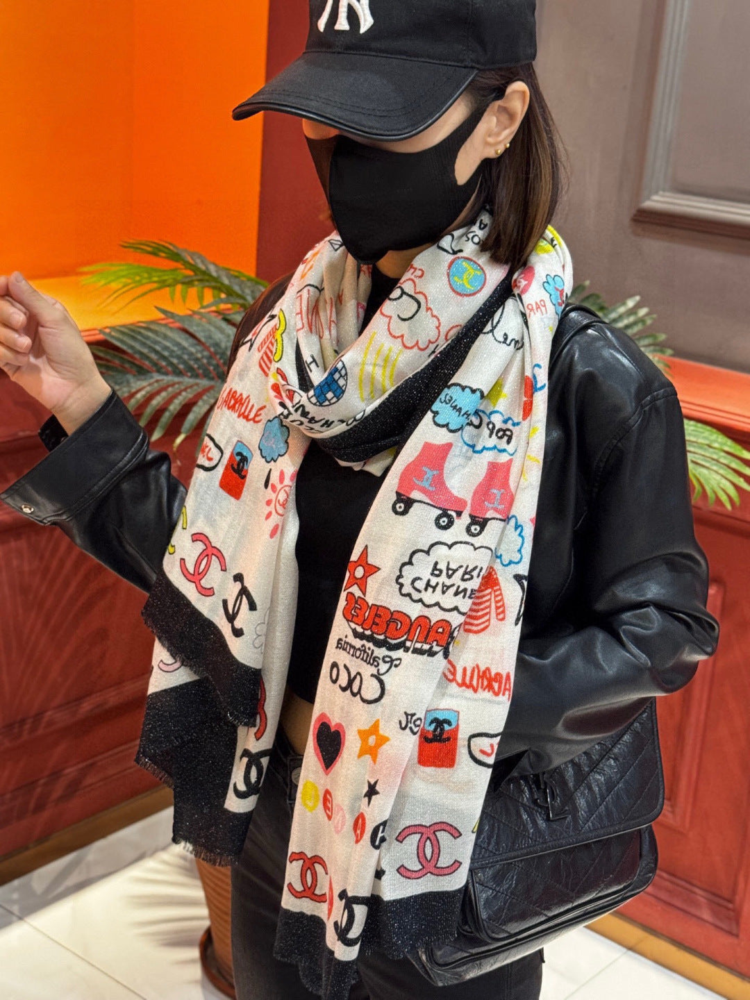 CHANEL 25S SCARF 200 IN LINEN 991723