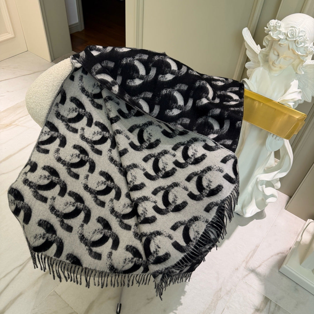 CHANEL 25S SCARF 210 CM IN CASHMERE 942916
