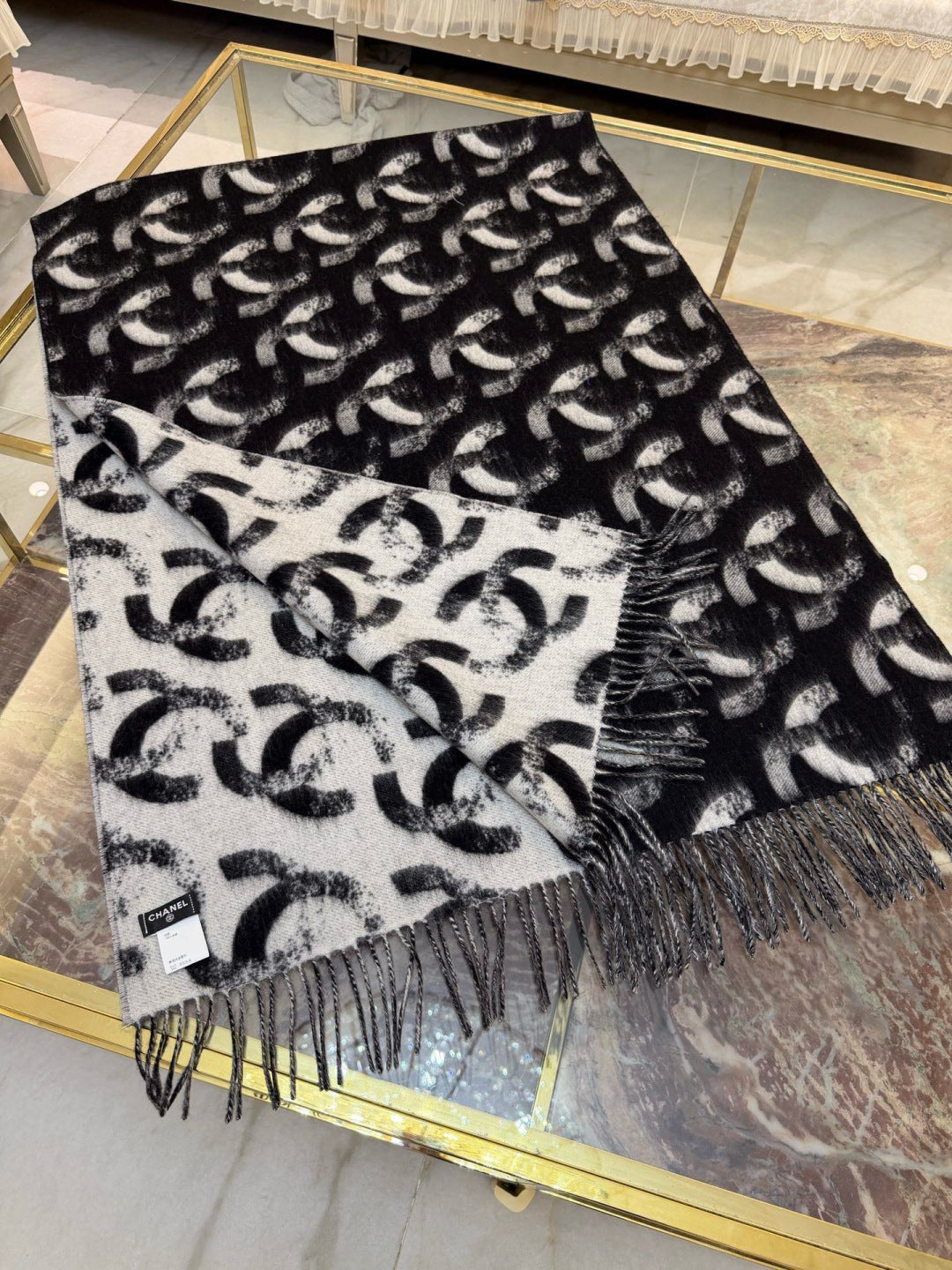 CHANEL 25S SCARF 210 CM IN CASHMERE 942916