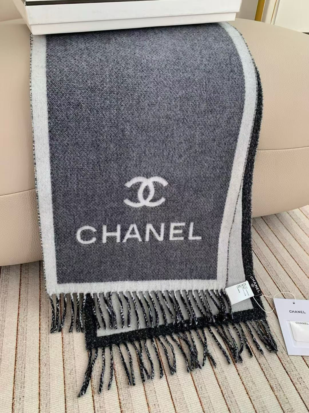CHANEL 25S SCARF 180 CM IN CASHMERE 943987