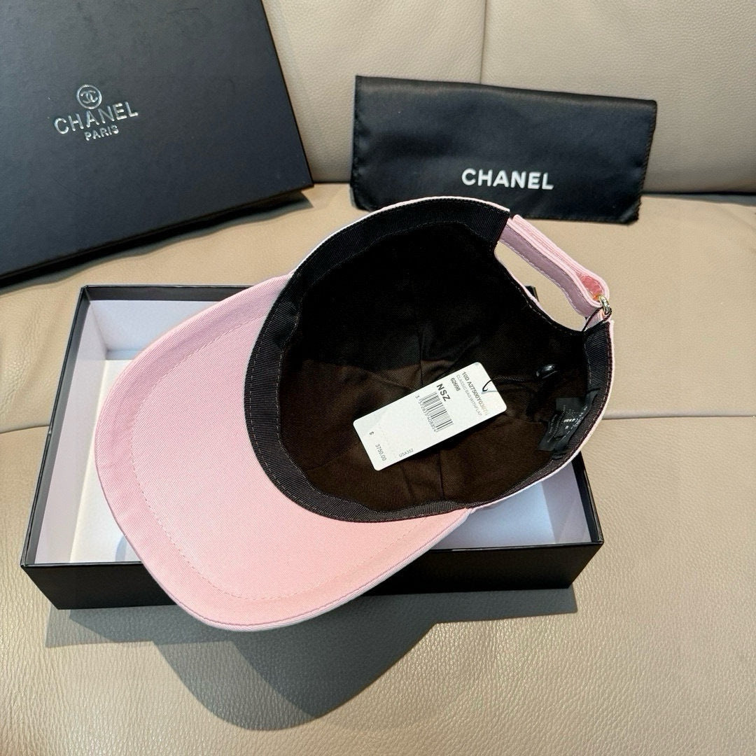 CHANEL PINK BASEBALL CAP WITH BLUE LOGO IN COTTON 672796