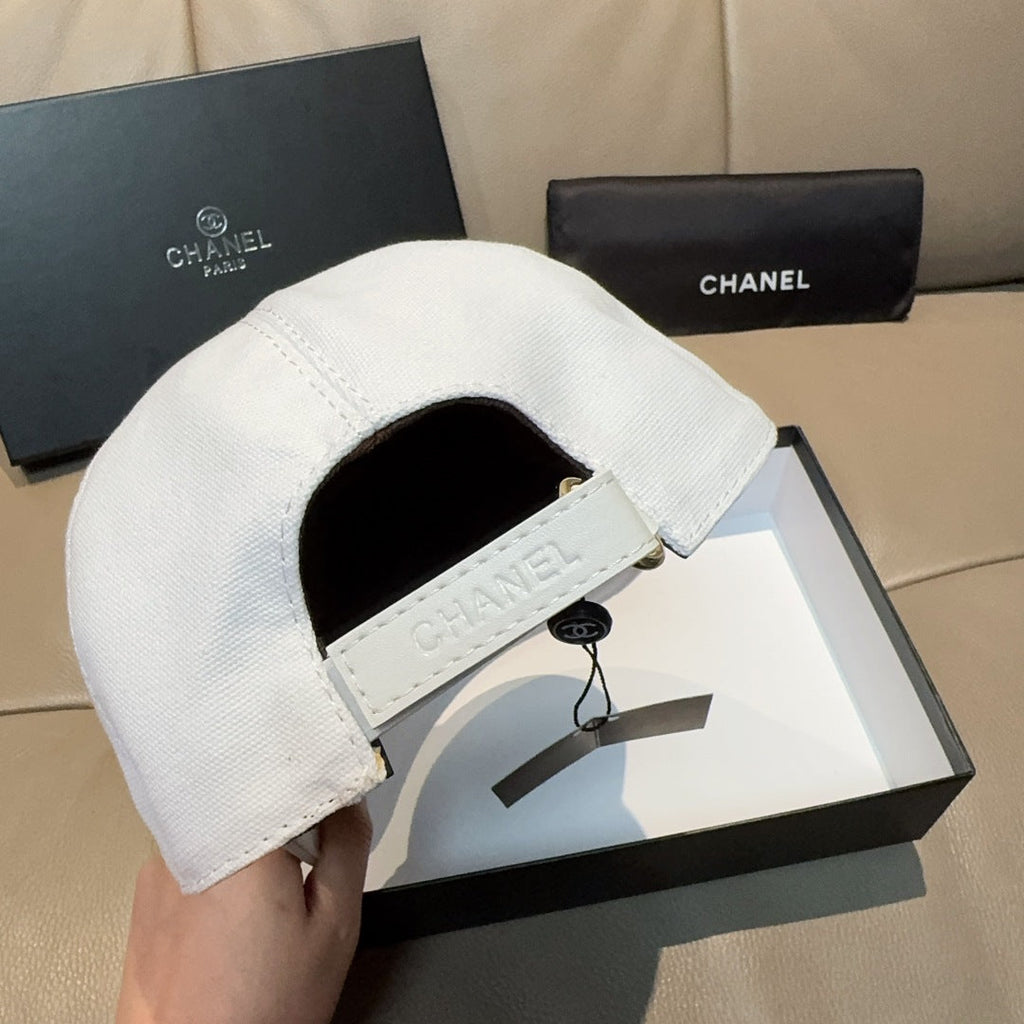 CHANEL BASEBALL HAT IN WHITE DOUBLE C EMBROIDERED 674175
