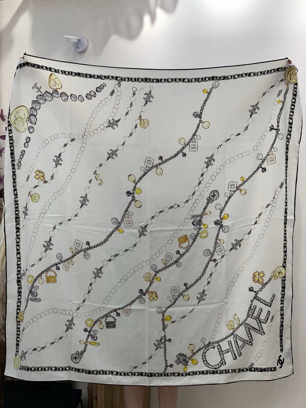 CHANEL 25S SCARF 135 CM IN CASHMERE SILK 941838