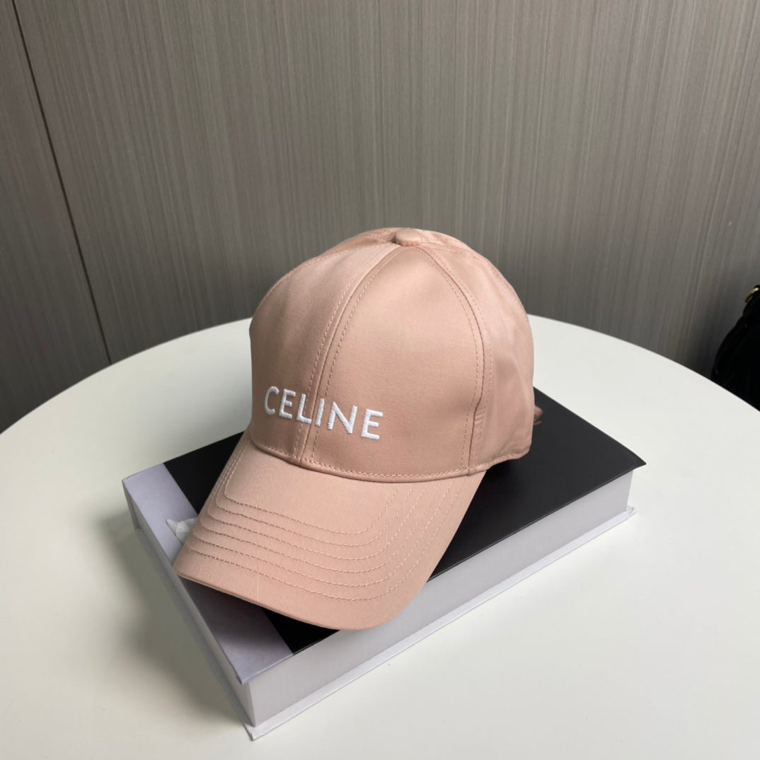 CELINE BASEBALL CAP MODEL 650710 IN LIGHT PINK COTTON