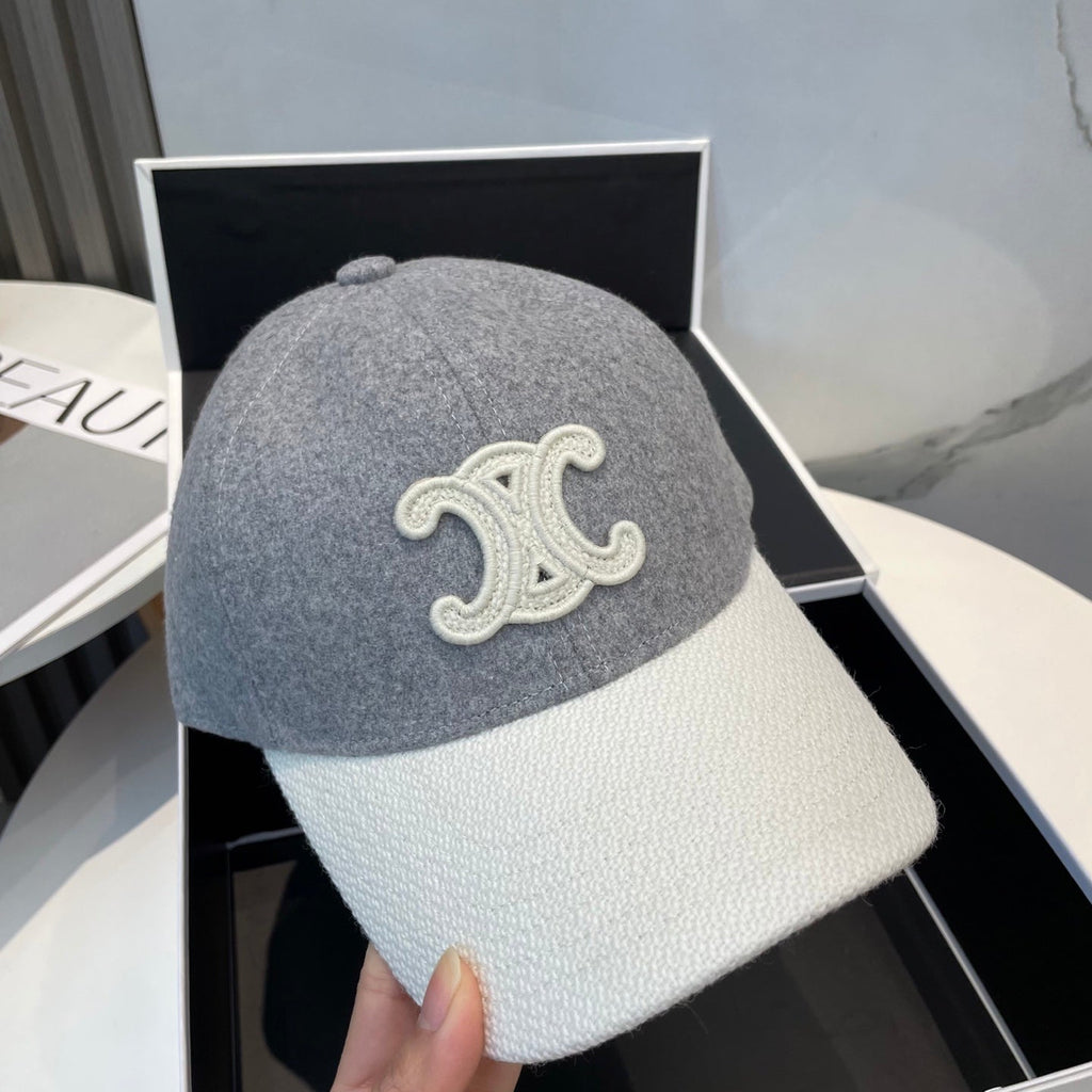 CELINE BASEBALL CAP MODEL 652410 IN WHITE AND GRAY FELTED FABRIC