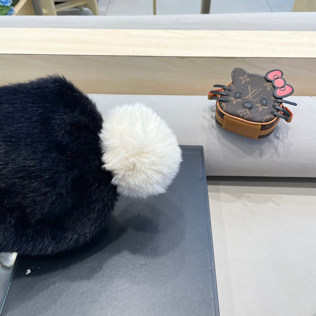 CHANEL KNIT HAT IN BLACK MIX WHITE WOOL 426270