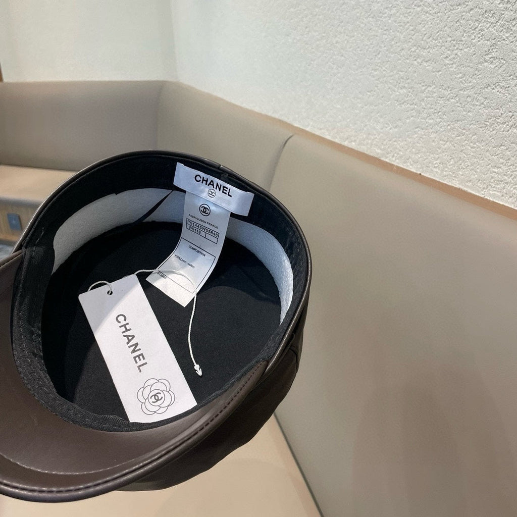 CHANEL NEWSBOY CAP IN CHOCOLATE BROWN CALFSKIN 421105