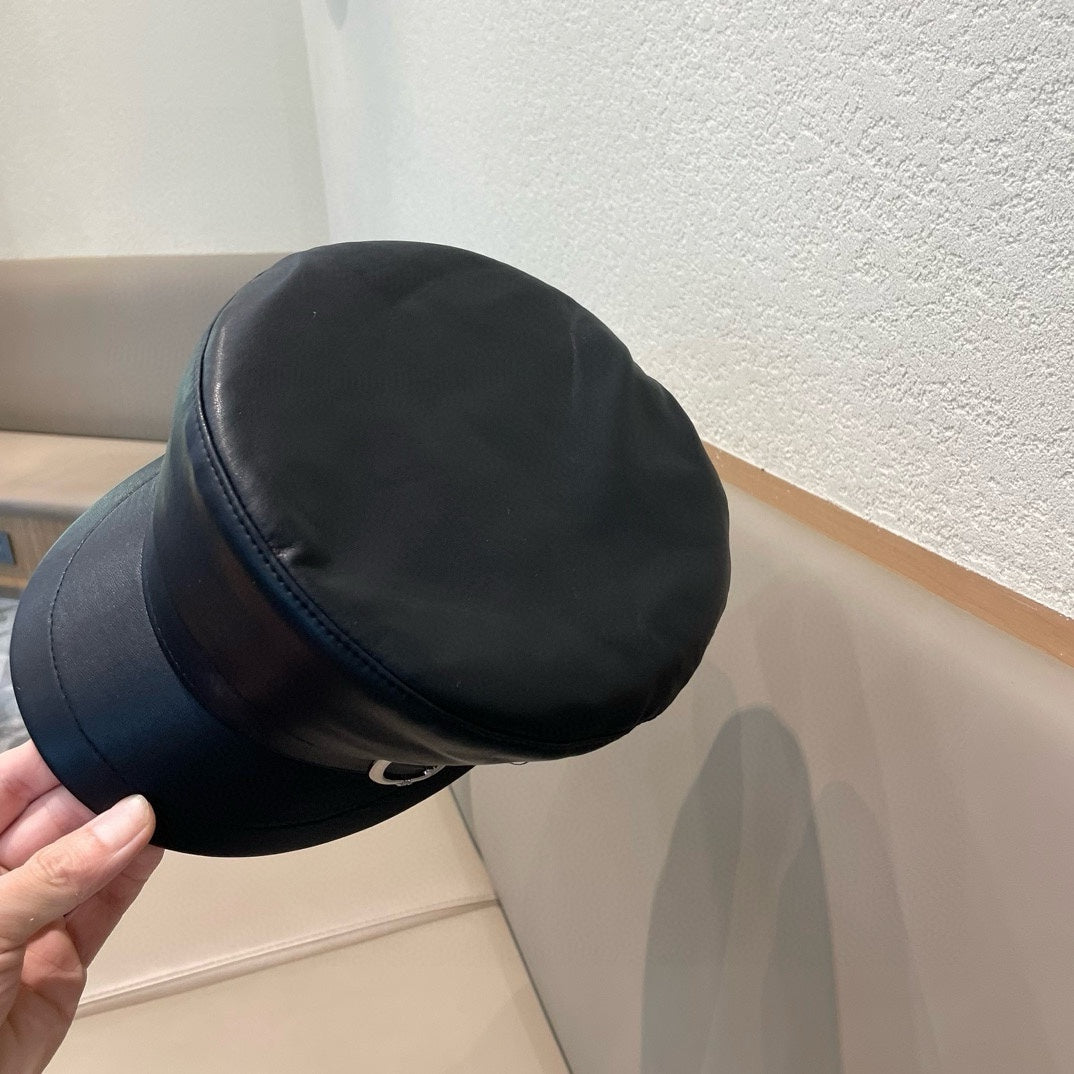 CHANEL NEWSBOY CAP IN BLACK CALFSKIN 421107
