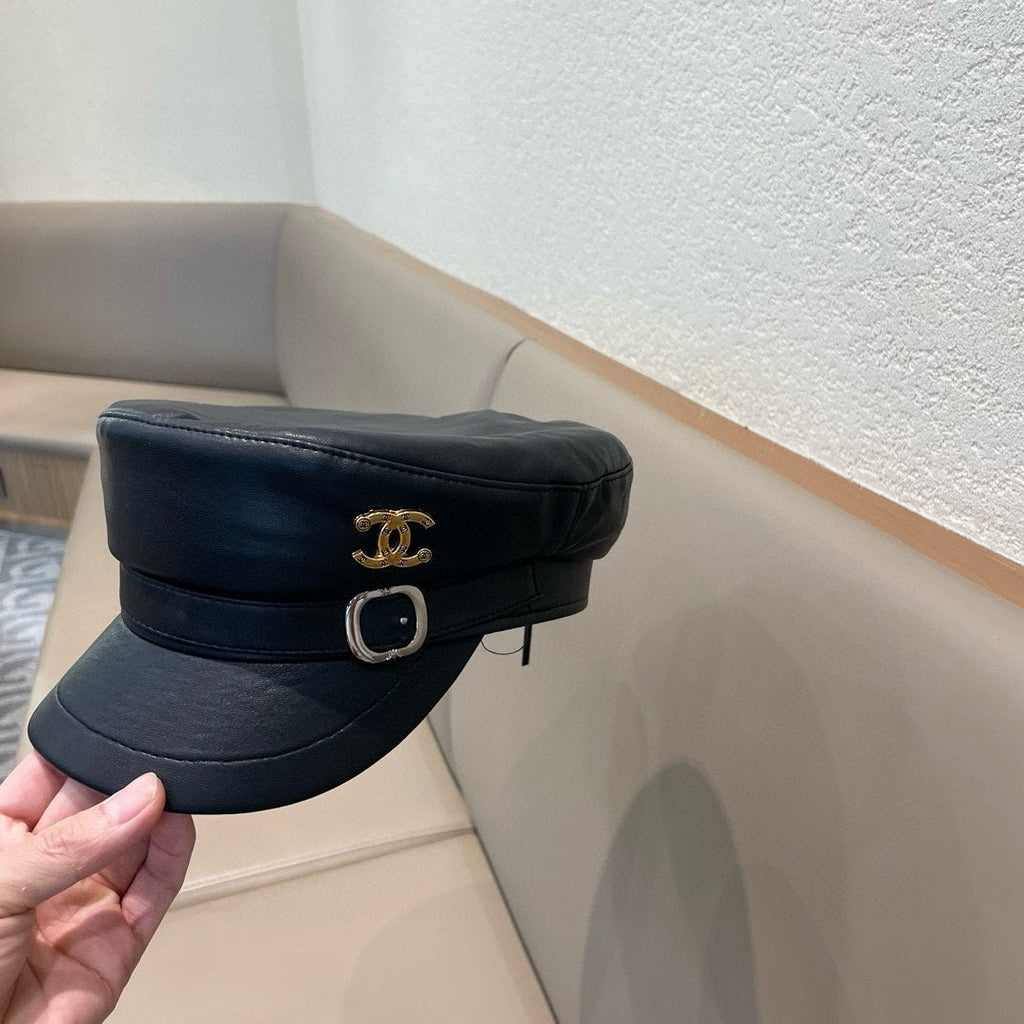 CHANEL NEWSBOY CAP IN BLACK CALFSKIN 421107