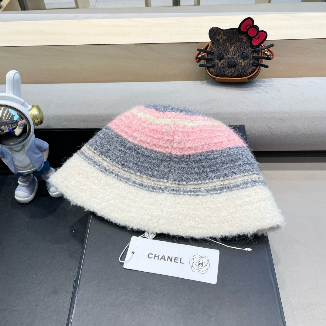 CHANEL BUCKET HAT IN COLORFUL FLEECE 421128