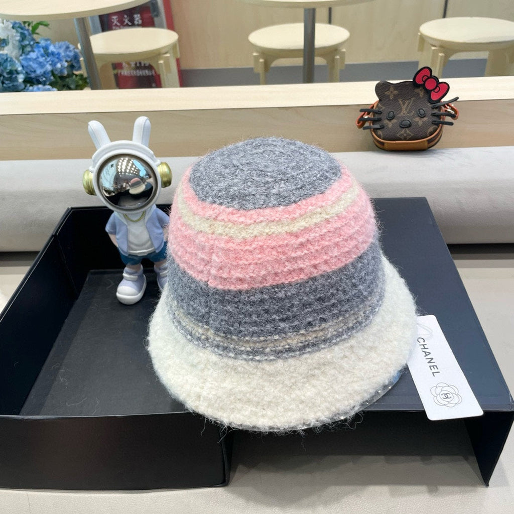 CHANEL BUCKET HAT IN COLORFUL FLEECE 421128