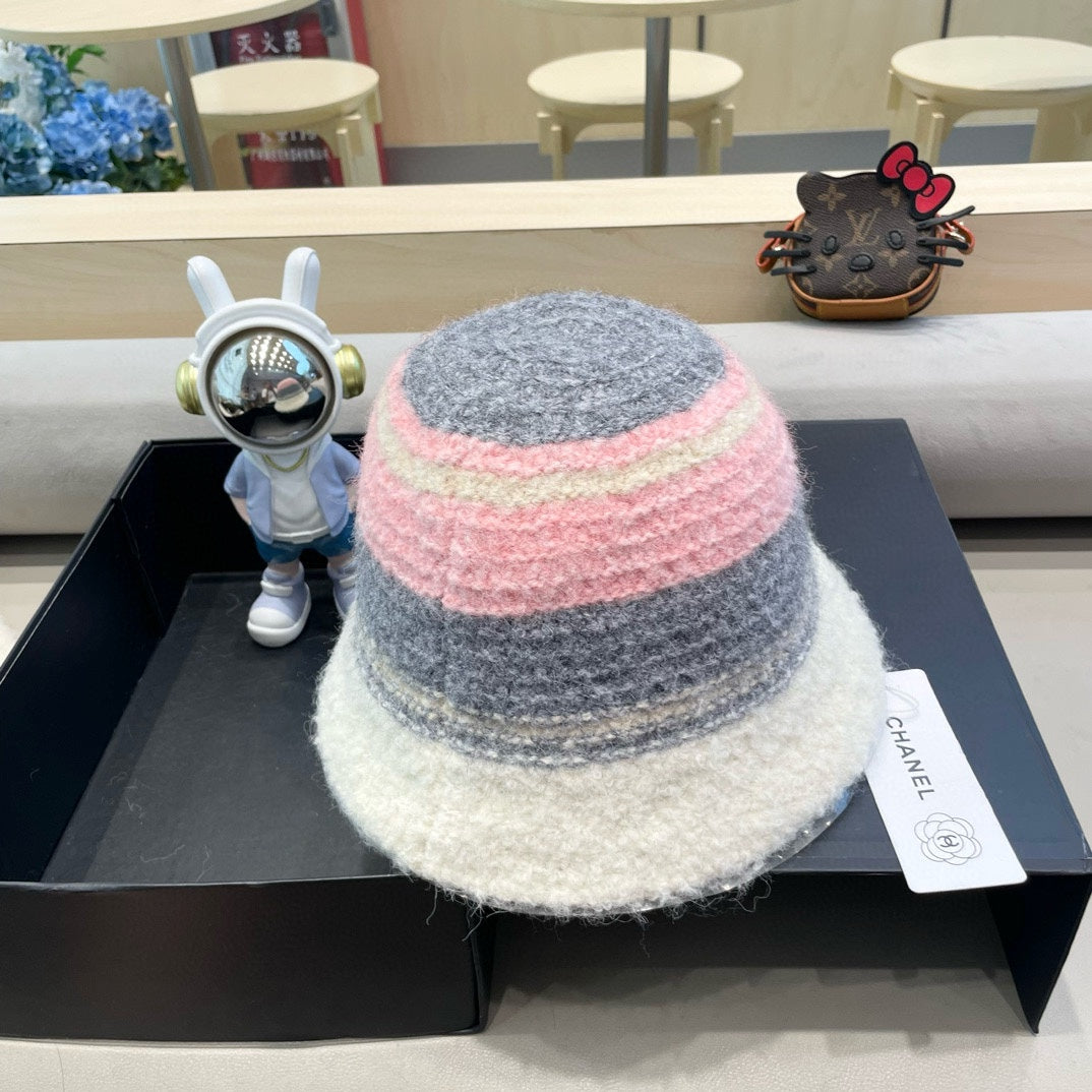 CHANEL BUCKET HAT IN COLORFUL FLEECE 421128