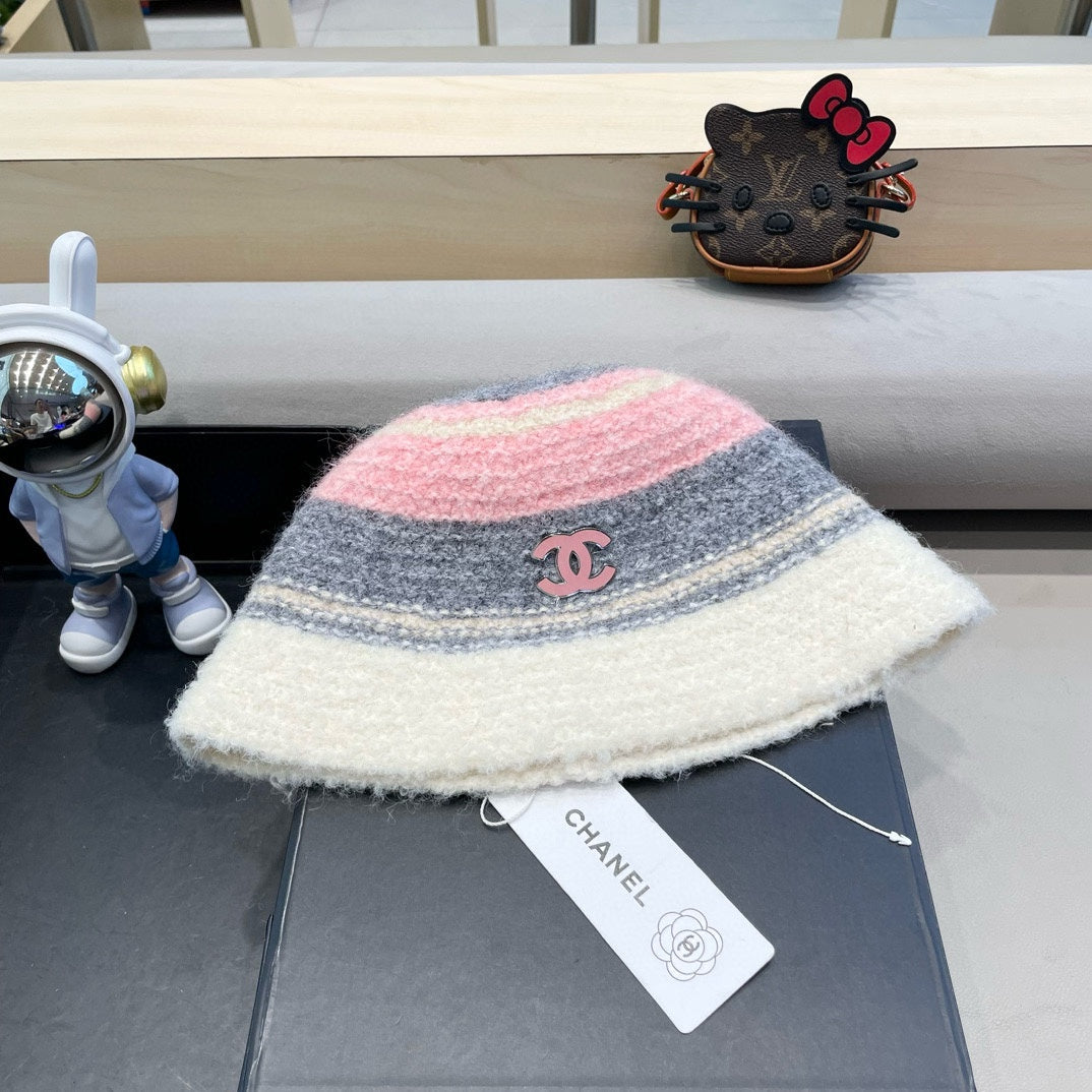CHANEL BUCKET HAT IN COLORFUL FLEECE 421128