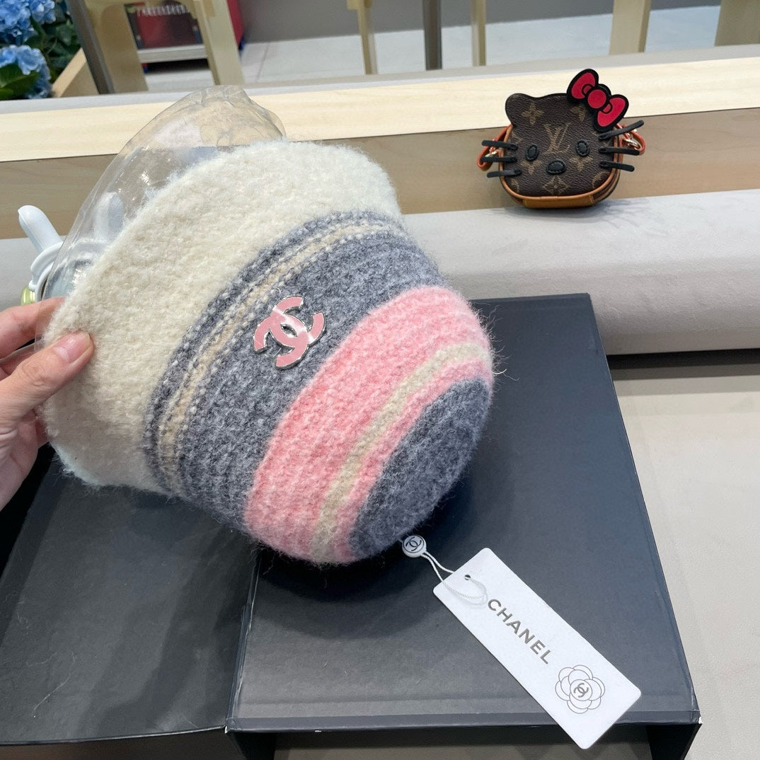 CHANEL BUCKET HAT IN COLORFUL FLEECE 421128