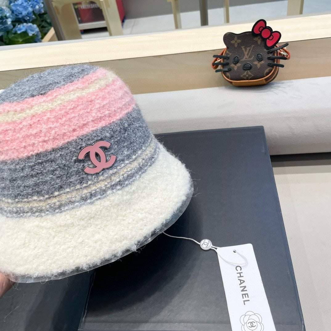CHANEL BUCKET HAT IN COLORFUL FLEECE 421128