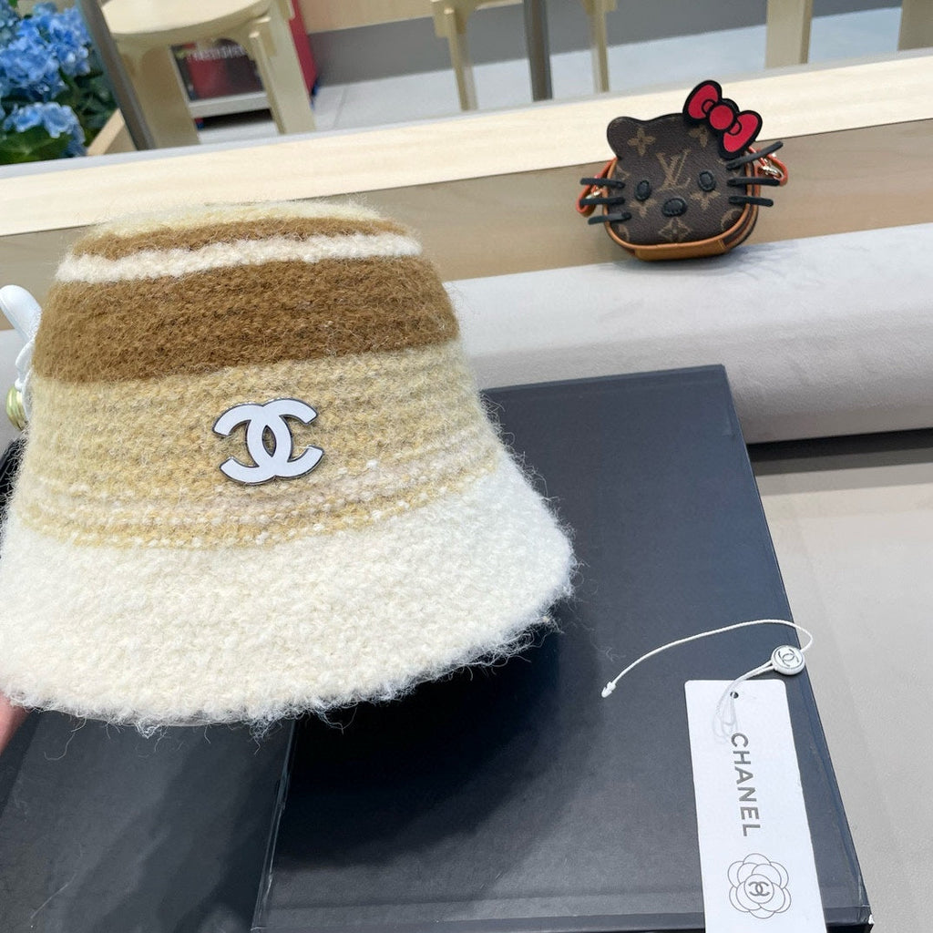 CHANEL BUCKET HAT IN COLORFUL FLEECE 421130
