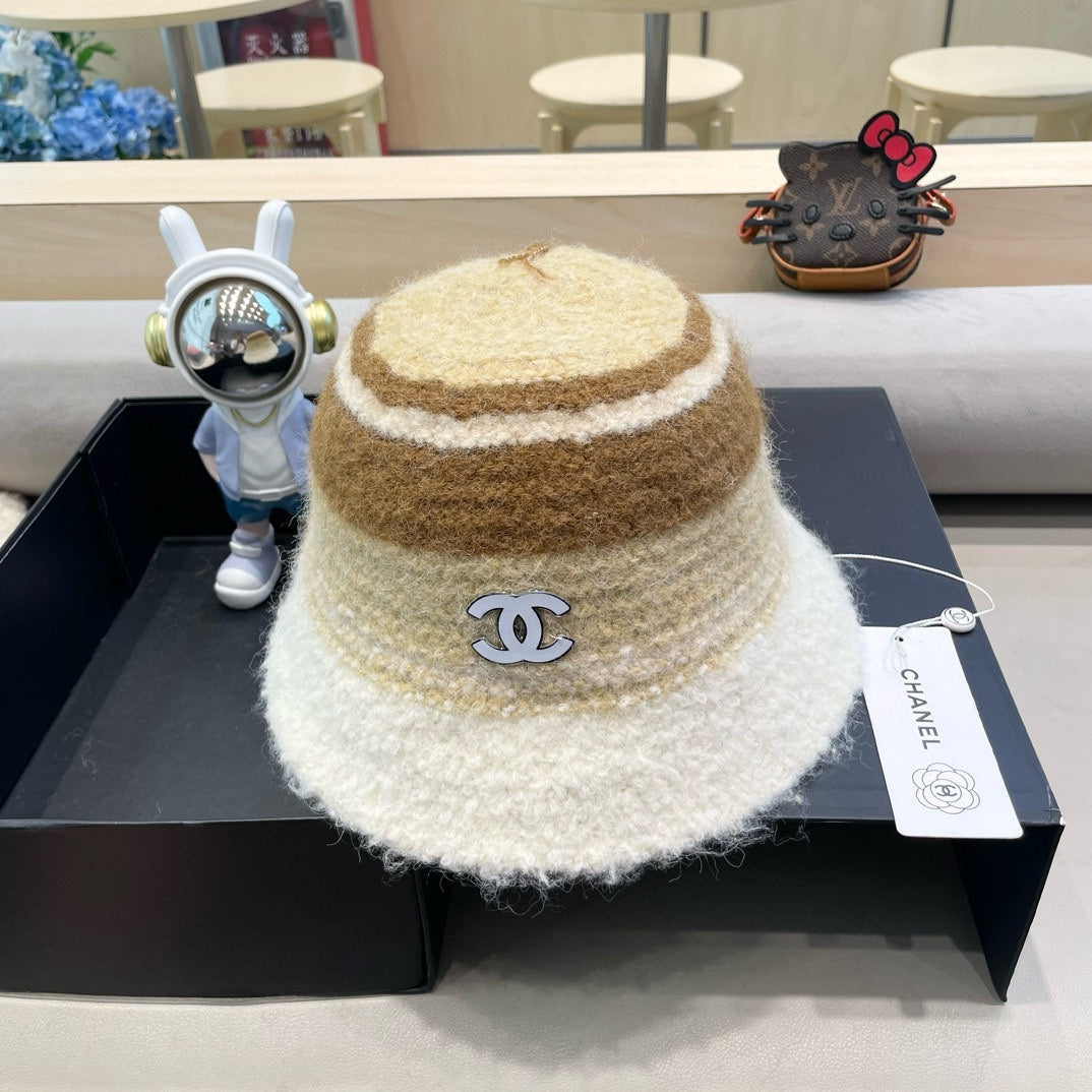 CHANEL BUCKET HAT IN COLORFUL FLEECE 421130