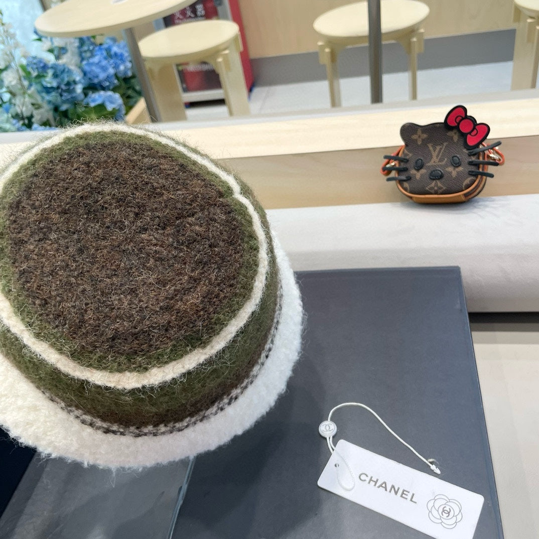 CHANEL BUCKET HAT IN COLORFUL FLEECE 421131