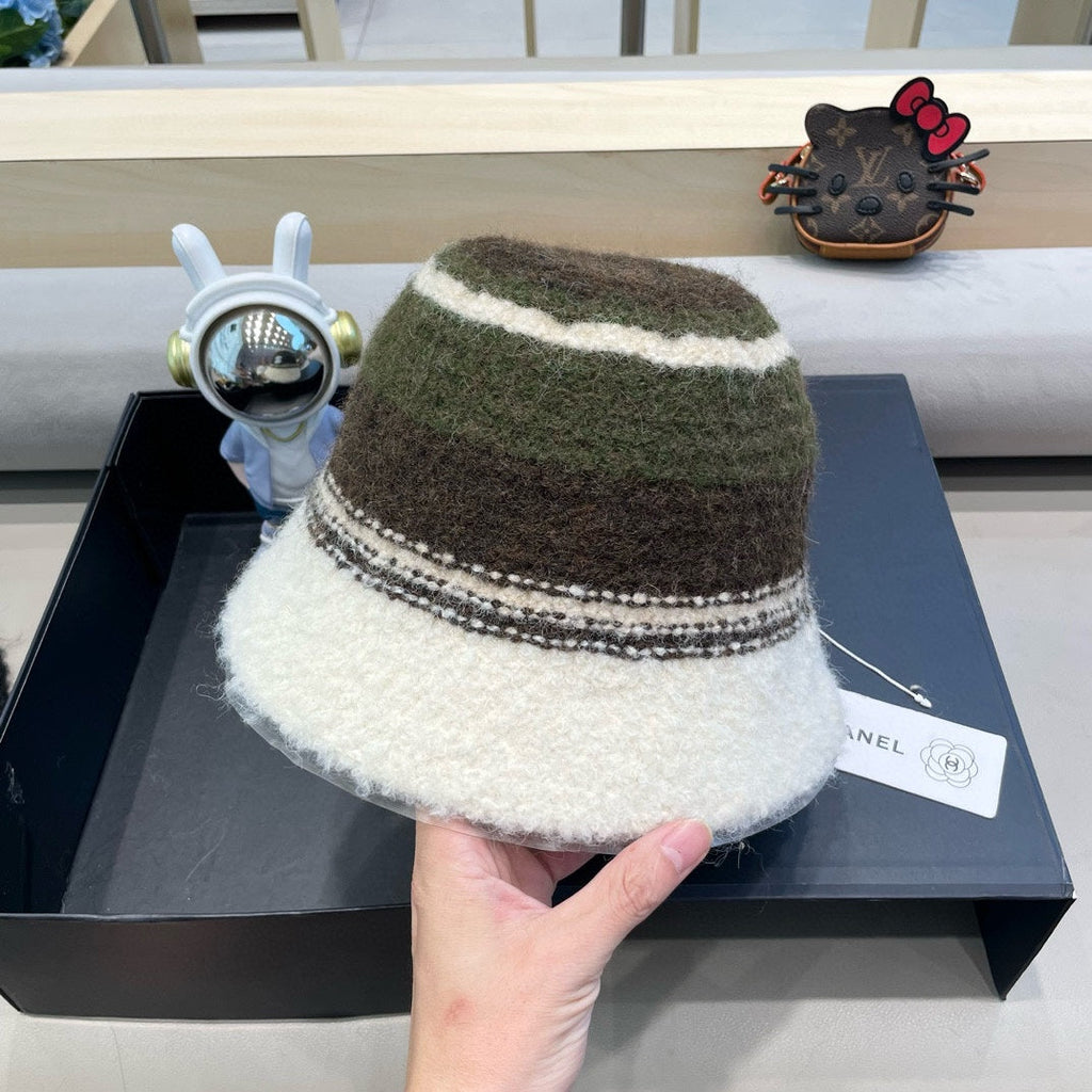 CHANEL BUCKET HAT IN COLORFUL FLEECE 421131