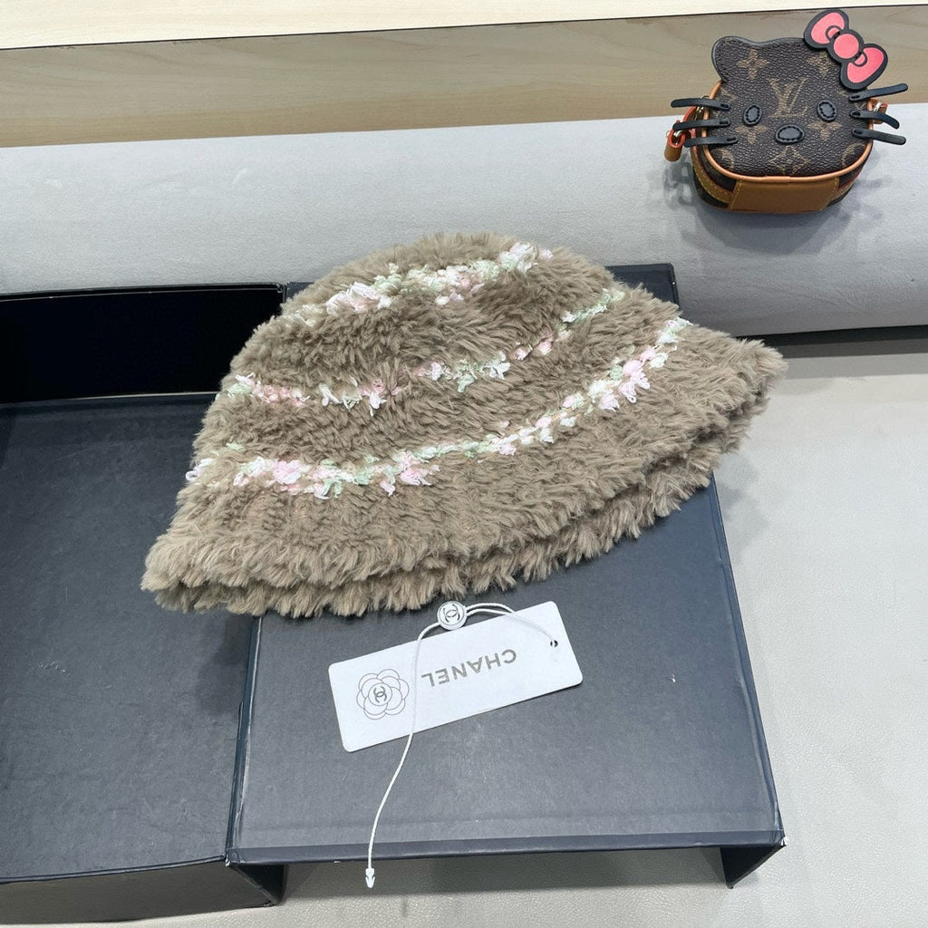 CHANEL BUCKET HAT IN MEDIUM BROWN FLEECE 421276