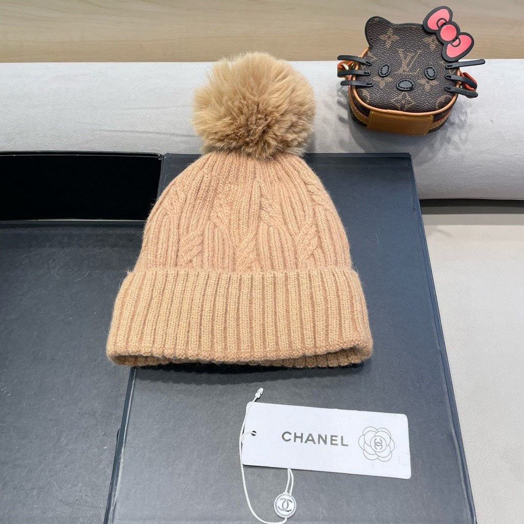 CHANEL BEANIE HAT IN SEPIA TAN WOOL 422177