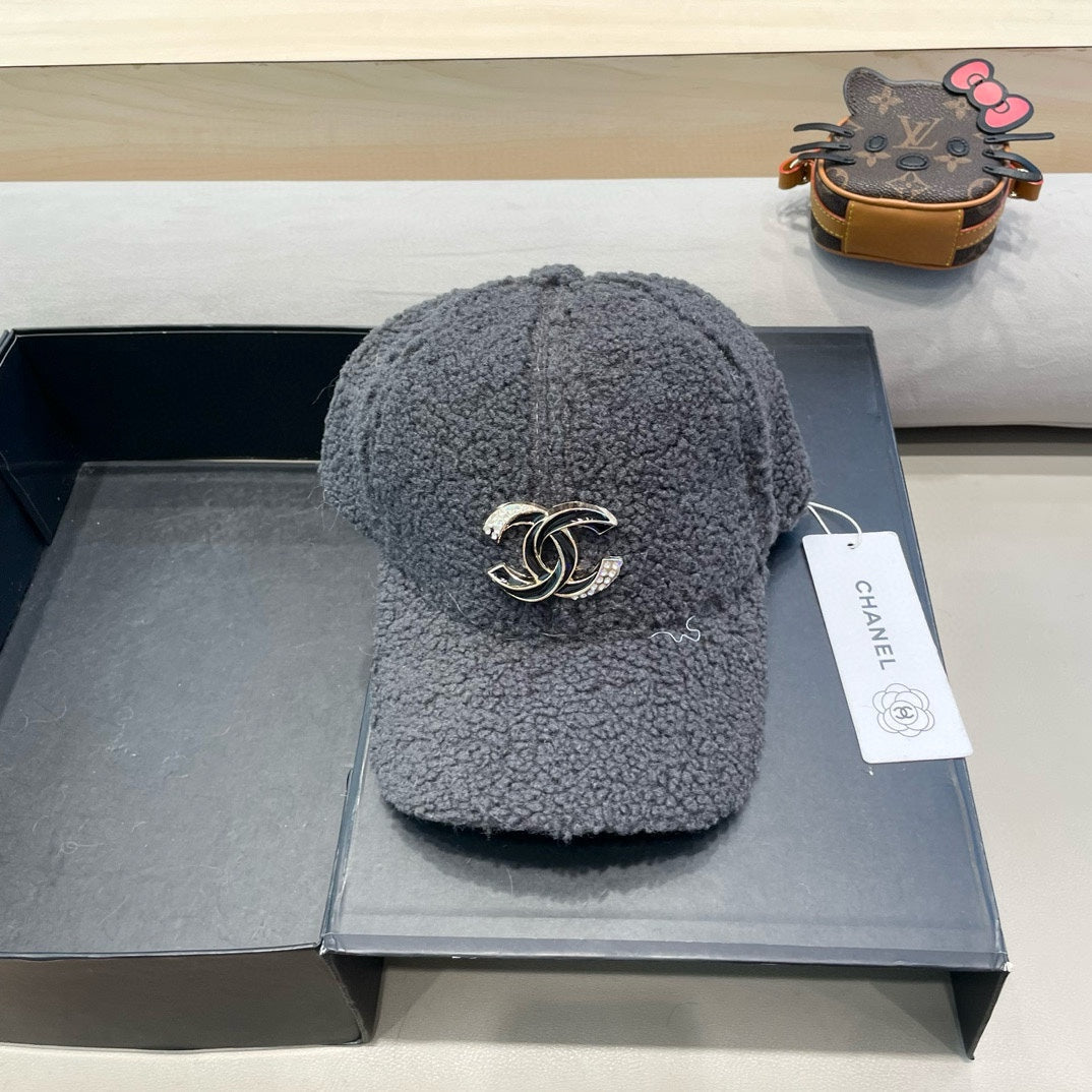 CHANEL BASEBALL HAT IN MOUSE GRAY LAMB FUR 424254