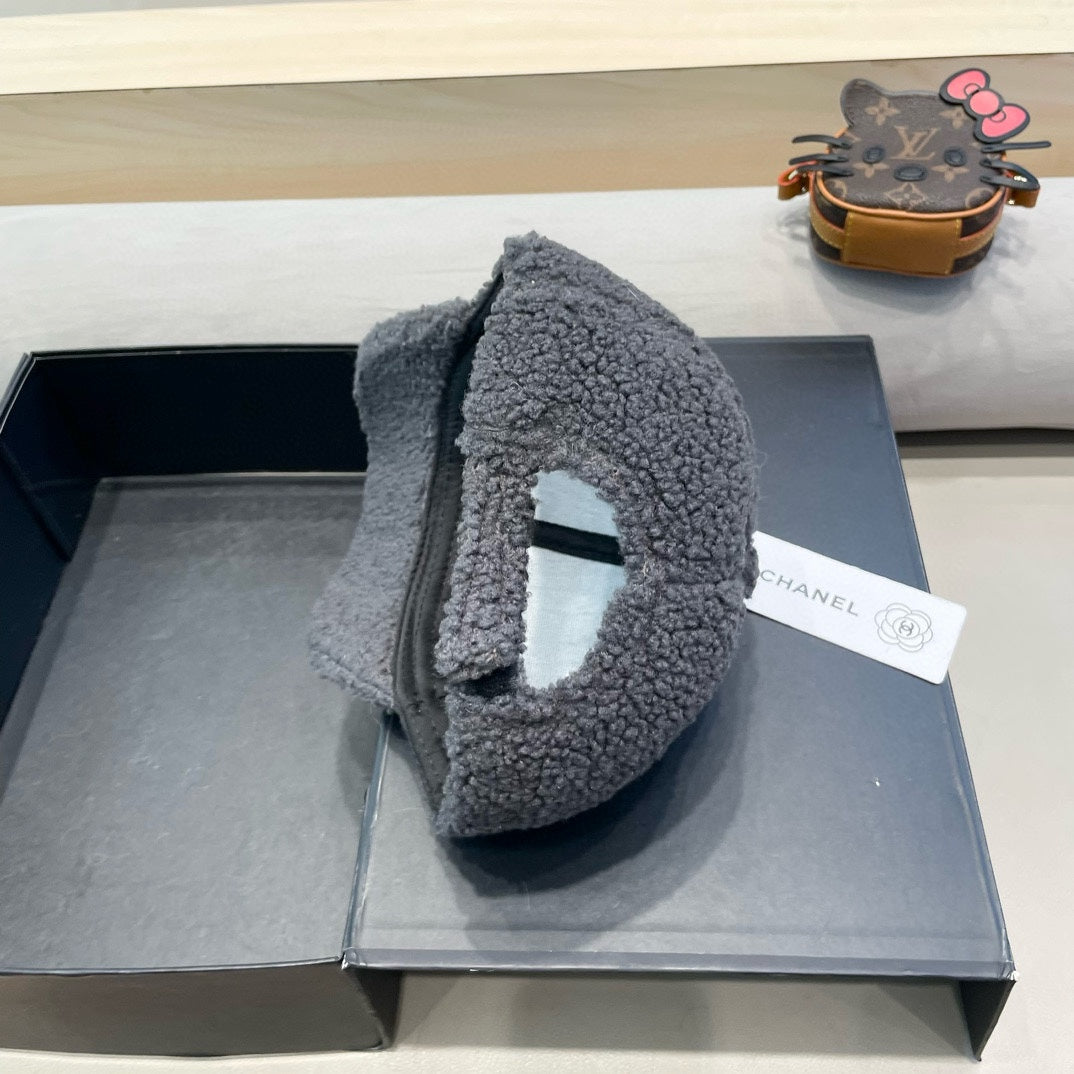 CHANEL BASEBALL HAT IN MOUSE GRAY LAMB FUR 424254
