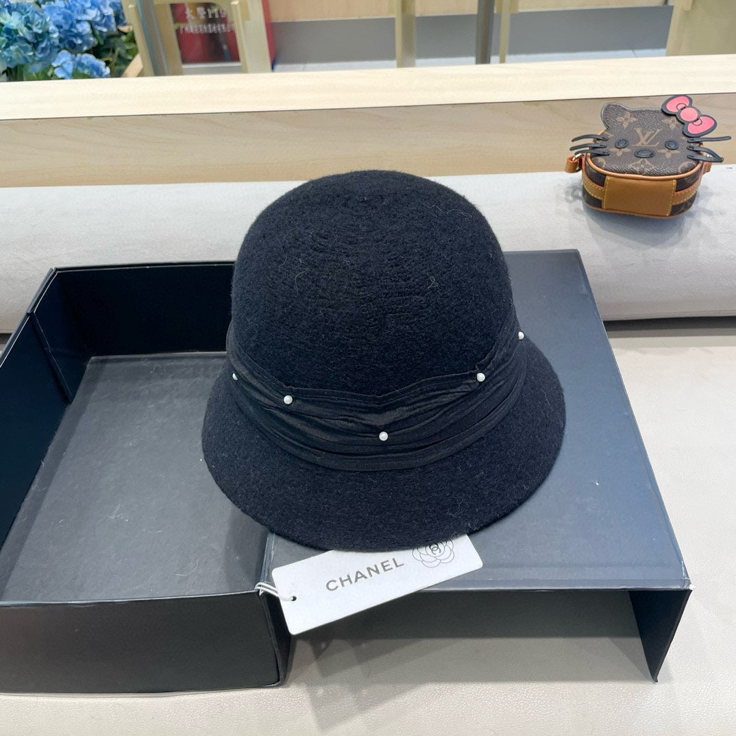 CHANEL BUCKET HAT IN BLACK WOOL BLEND 426247
