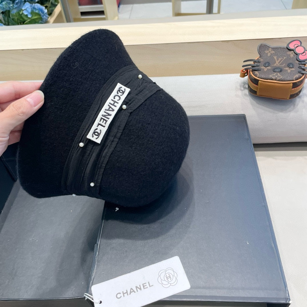CHANEL BUCKET HAT IN BLACK WOOL BLEND 426247