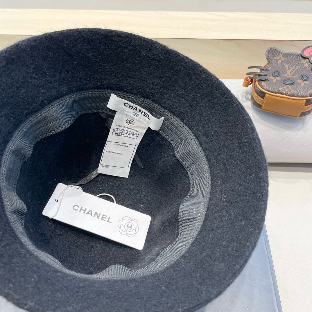 CHANEL BUCKET HAT IN BLACK WOOL BLEND 426247