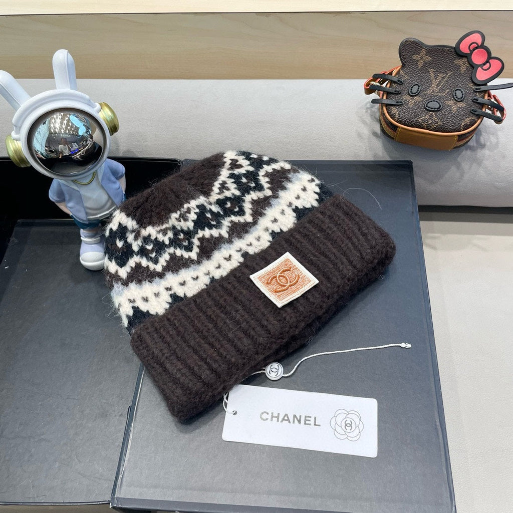 CHANEL KNIT BEANIE HAT CHOCOLATE BROWN 428240
