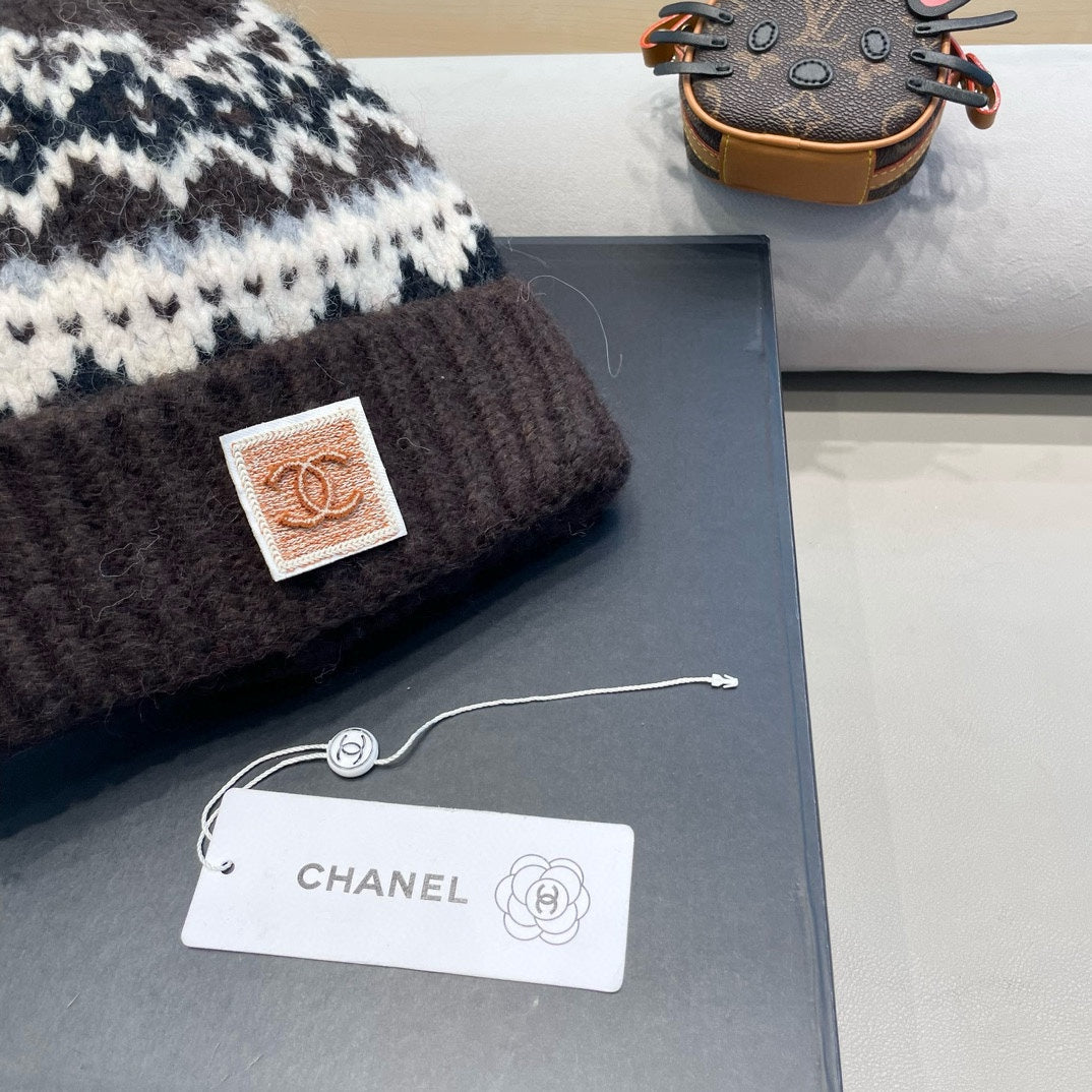 CHANEL KNIT BEANIE HAT CHOCOLATE BROWN 428240