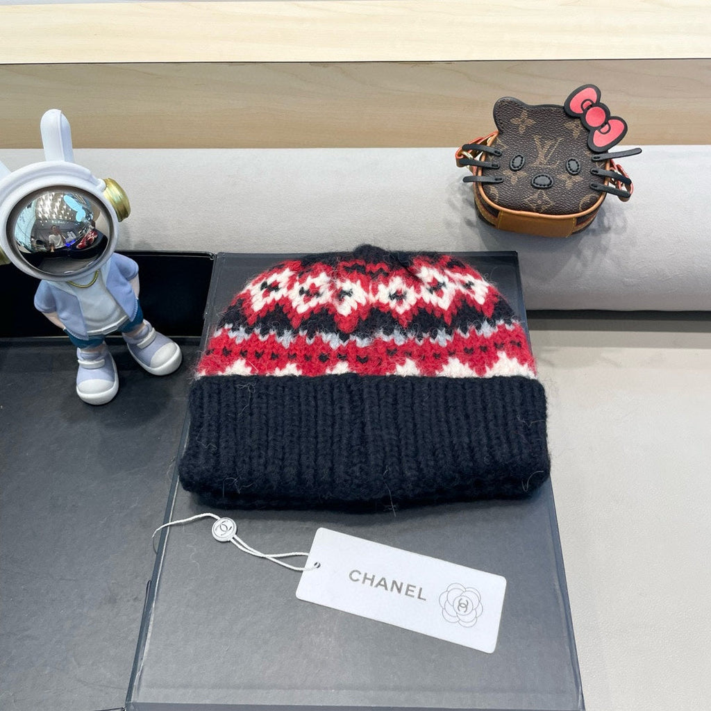 CHANEL KNIT BEANIE HAT BLACK MIX RED 428243