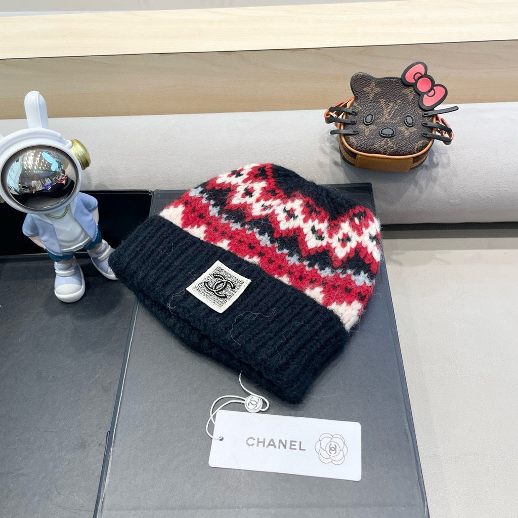CHANEL KNIT BEANIE HAT BLACK MIX RED 428243