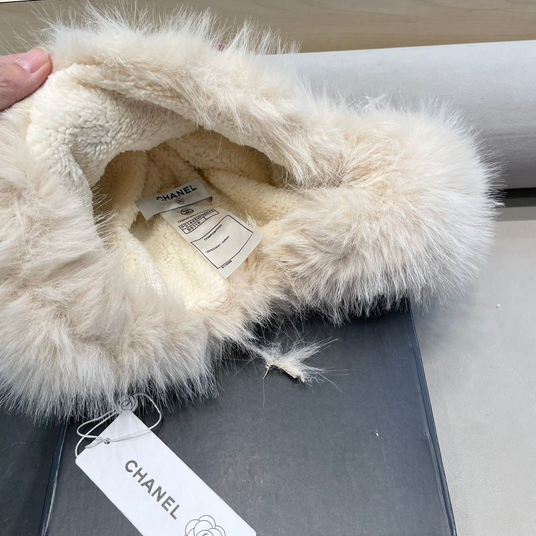 CHANEL FLUFFY KNIT HAT WITH PLUSH LINING COLORFUL 428155