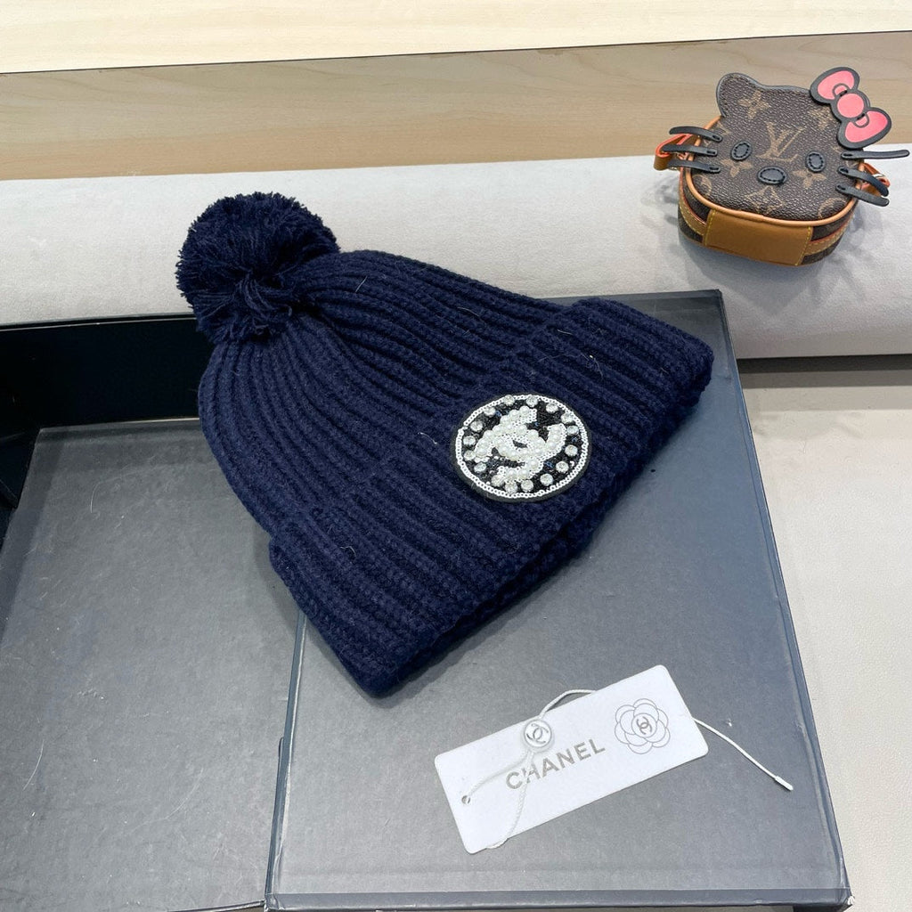 CHANEL KNIT BEANIE HAT IN NAVY BLUE WOOL 430241