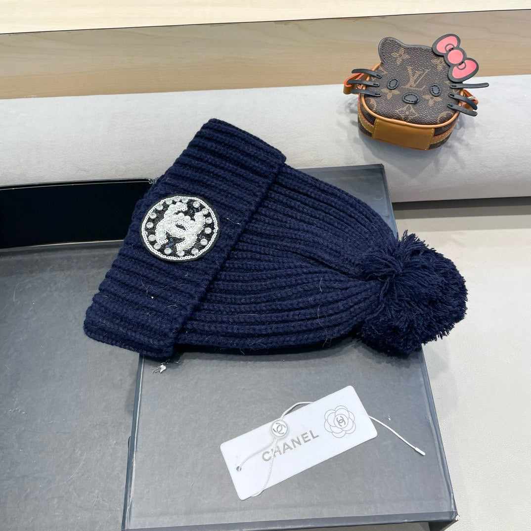 CHANEL KNIT BEANIE HAT IN NAVY BLUE WOOL 430241
