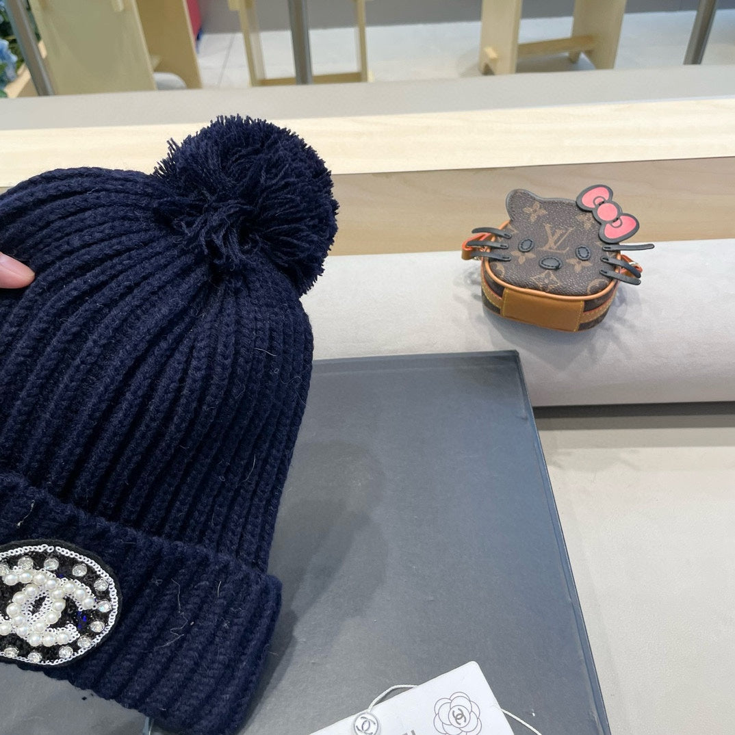 CHANEL KNIT BEANIE HAT IN NAVY BLUE WOOL 430241