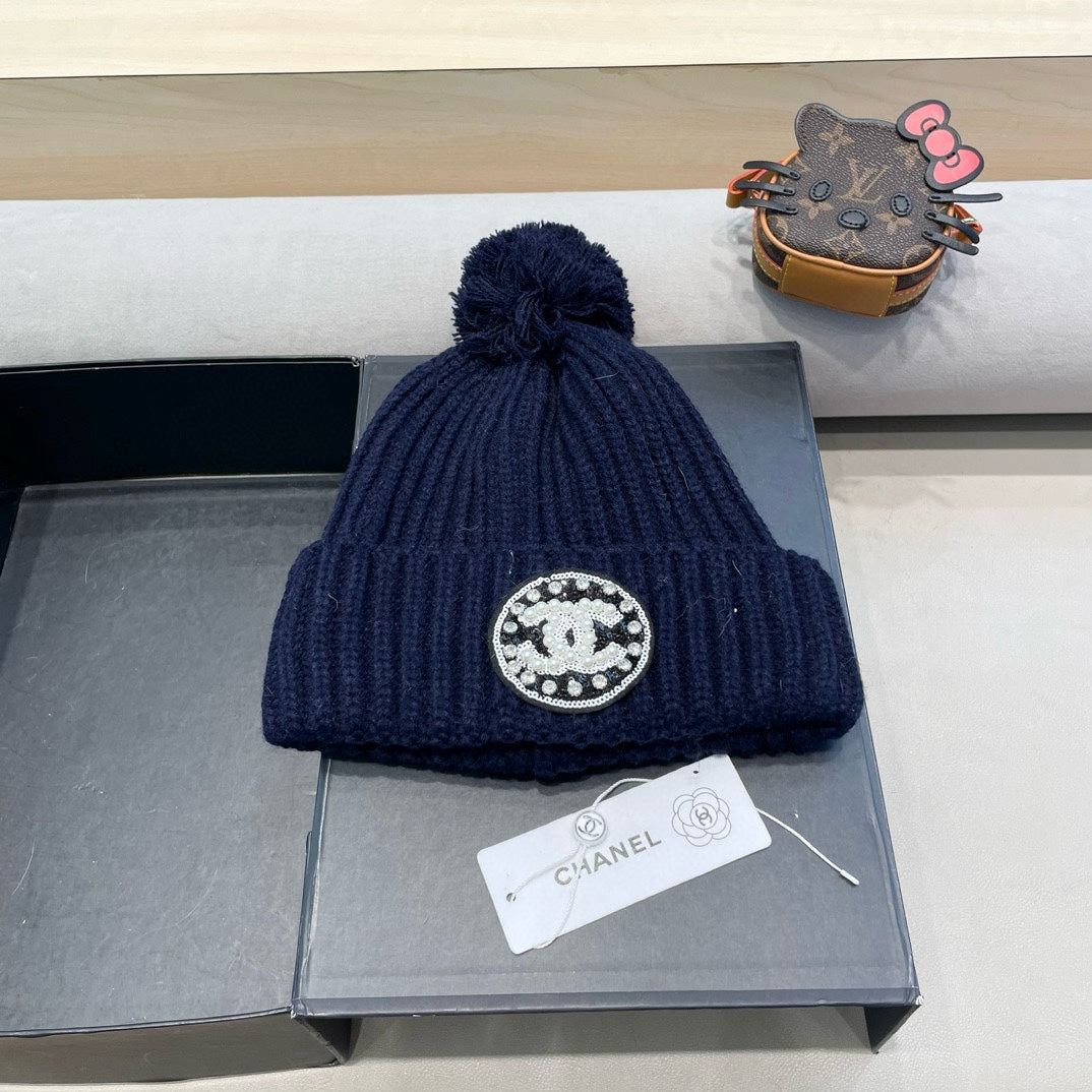 CHANEL KNIT BEANIE HAT IN NAVY BLUE WOOL 430241