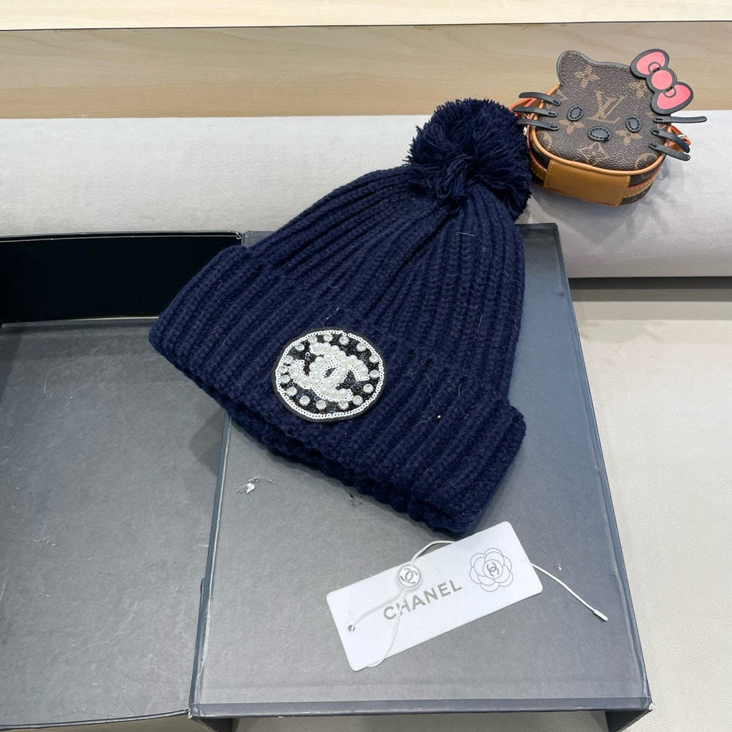 CHANEL KNIT BEANIE HAT IN NAVY BLUE WOOL 430241