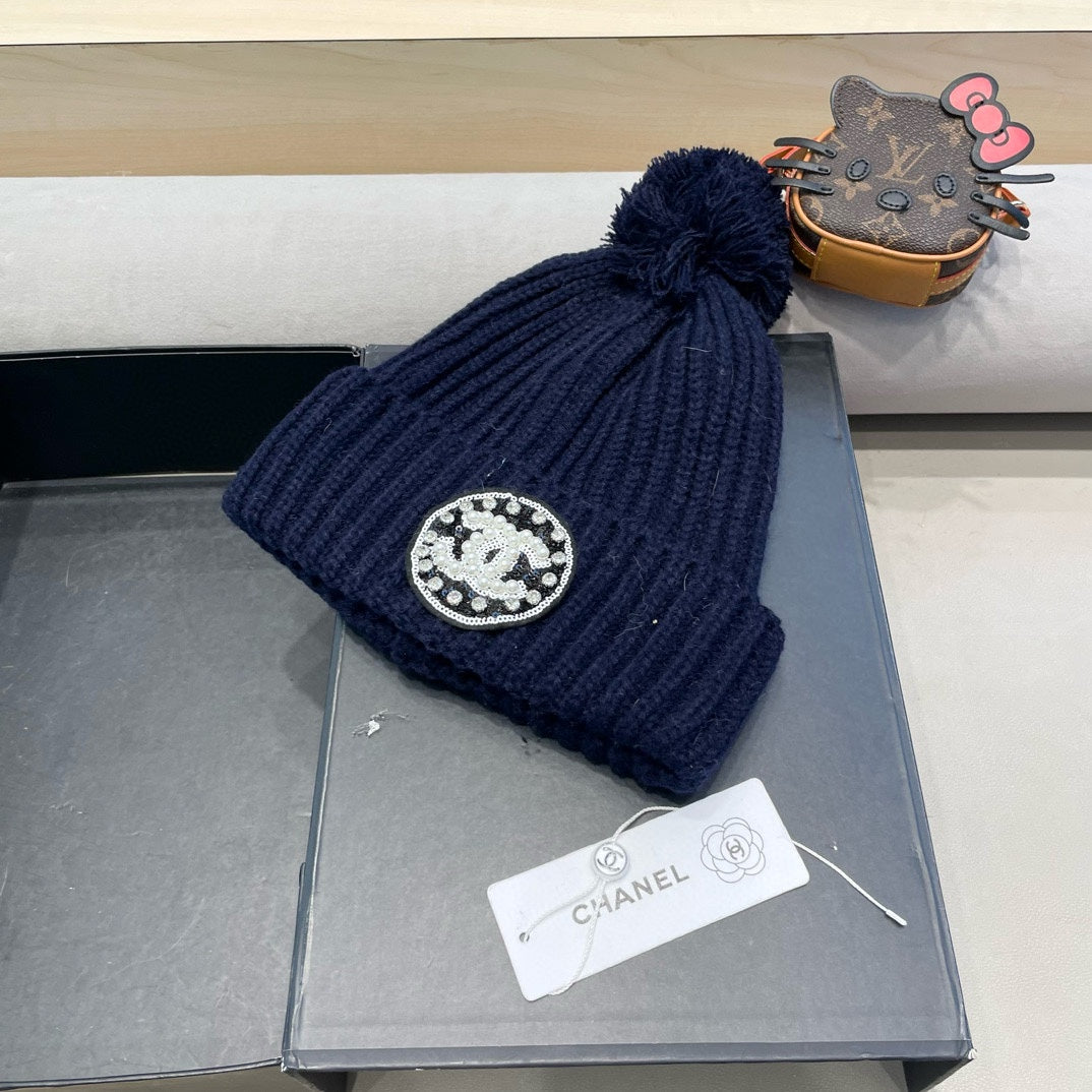 CHANEL KNIT BEANIE HAT IN NAVY BLUE WOOL 430241